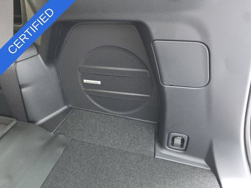 Certified 2025 Subaru Ascent Limited AWD/4WD image 14