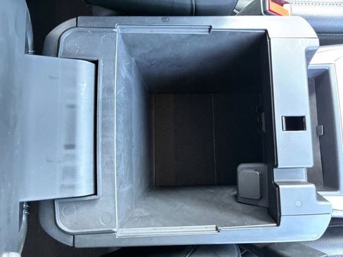 Certified 2023 Ford Explorer Limited w/ Equipment Group 301A image 7