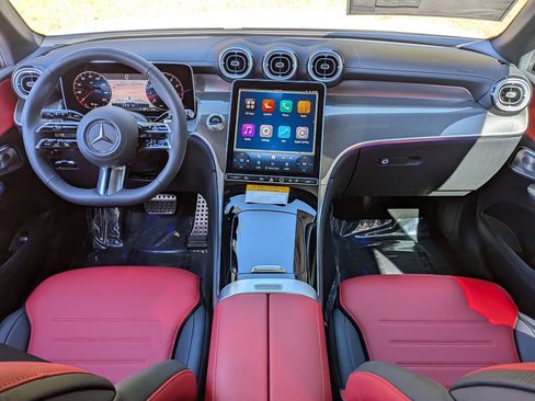 Certified 2026 Mercedes-Benz GLC 300 image 29