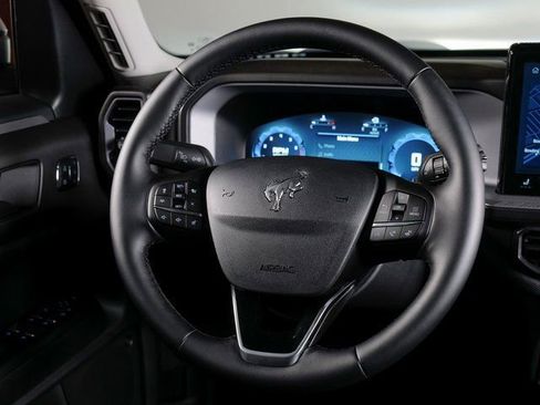 Used 2025 Ford Bronco Sport Outer Banks w/ Outer Banks Tech Package+ image 14