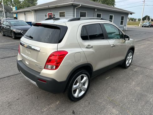 Used 2016 Chevrolet Trax LTZ AWD/4WD image 3