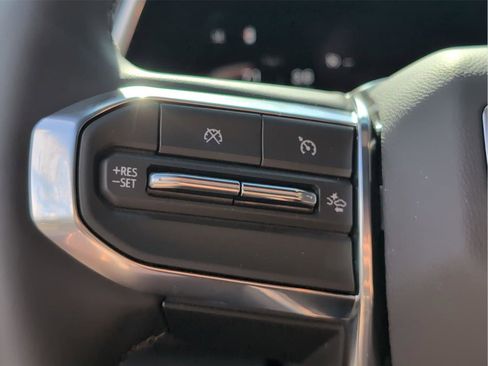 New 2026 GMC Canyon Elevation w/ Convenience Package image 18