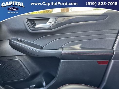 Used 2023 Ford Escape ST-Line Select image 27
