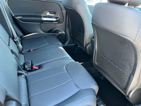 Certified 2025 Mercedes-Benz GLB 250 4MATIC image 17