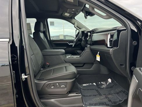 New 2026 GMC Sierra 3500 Denali AWD/4WD image 33