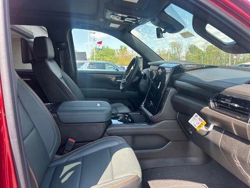 New 2026 GMC Yukon Elevation AWD/4WD image 6