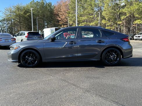Used 2025 Honda Civic Sport image 7