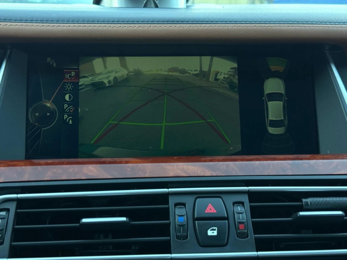 Used 2013 BMW ALPINA B7 RWD image 60