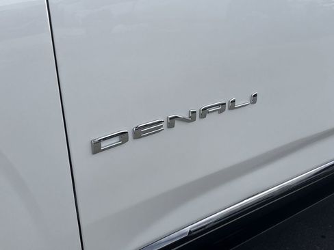 Used 2023 GMC Yukon XL Denali Ultimate image 33