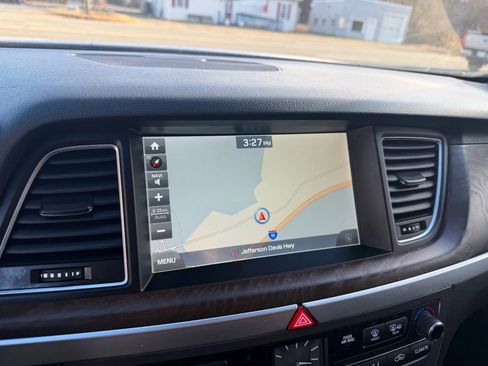 Used 2015 Hyundai Genesis 3.8 w/ Option Group 04 image 27