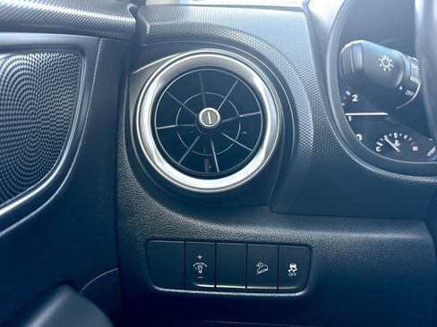 Used 2022 Hyundai Kona SEL w/ Convenience Package image 40