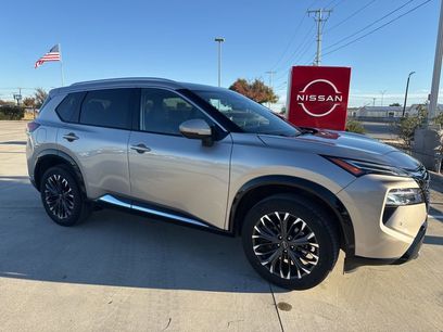 Used 2024 Nissan Rogue Platinum w/ Platinum Premium Package