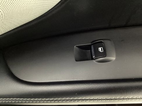 Used 2017 Lincoln MKZ Reserve w/ Luxury Package AWD/4WD image 41