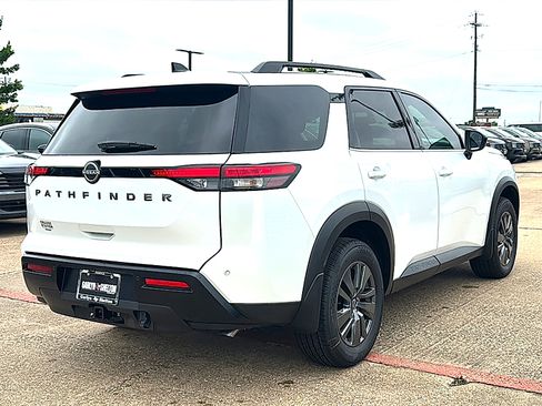 New 2026 Nissan Pathfinder SV FWD image 8