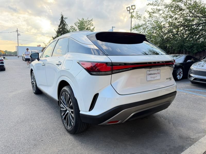 Used 2023 Lexus RX 350 Premium Plus w/ Accessory Package AWD/4WD image 8