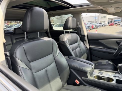 Used 2018 Nissan Murano SL w/ Moonroof Package image 8