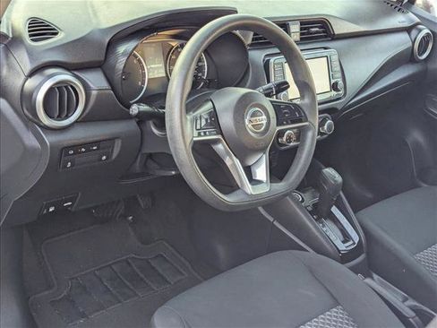 Used 2021 Nissan Versa S FWD image 9
