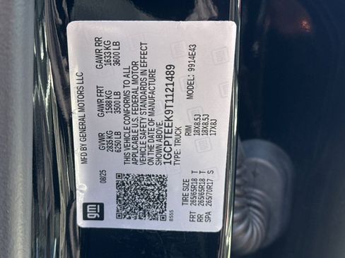 Used 2026 Chevrolet Colorado Trail Boss AWD/4WD image 53