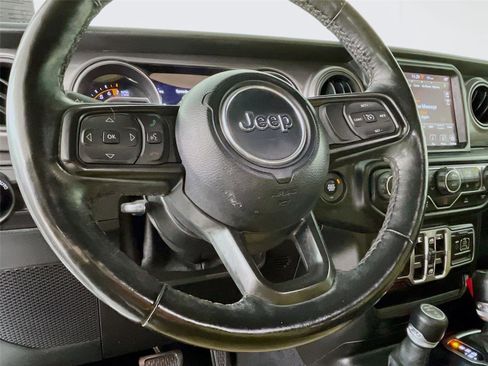 Used 2021 Jeep Wrangler Unlimited Sport image 14