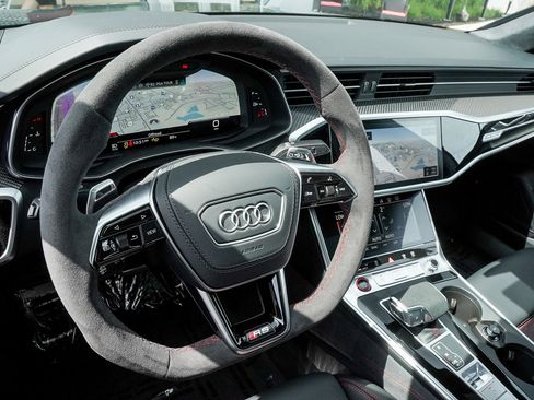 New 2025 Audi RS 7 Performance image 8