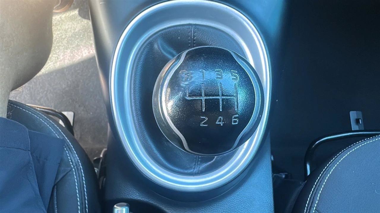Used 2015 Kia Soul FWD image 48