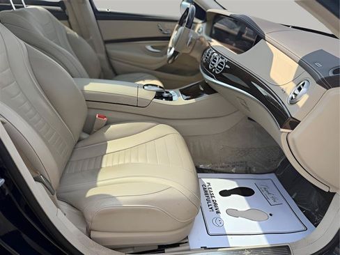 Used 2019 Mercedes-Benz S 560 4MATIC Sedan image 33