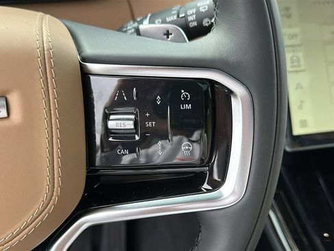 New 2026 Land Rover Range Rover Sport SE image 14