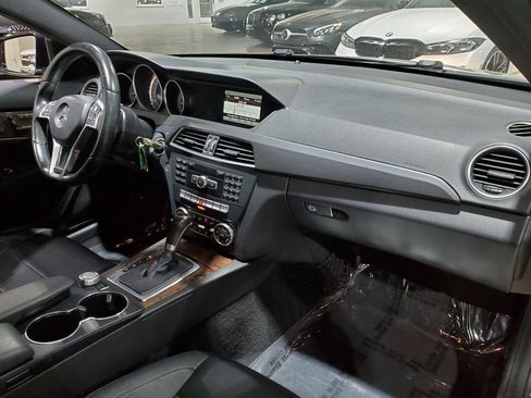 Used 2015 Mercedes-Benz C 250 Coupe image 15