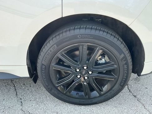 Used 2022 Ford Edge ST-Line AWD/4WD image 12