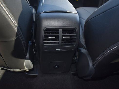 New 2025 Ford Escape SE w/ PHEV Premium Package image 10