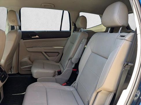 Used 2022 Volkswagen Atlas SE FWD image 9