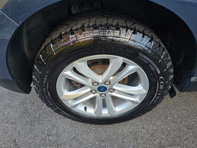 Used 2019 Ford Edge SEL w/ Equipment Group 201A AWD/4WD image 26