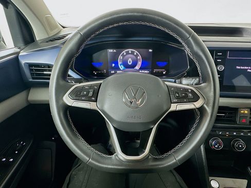 Certified 2023 Volkswagen Taos SE w/ Black Wheel Package AWD/4WD image 11
