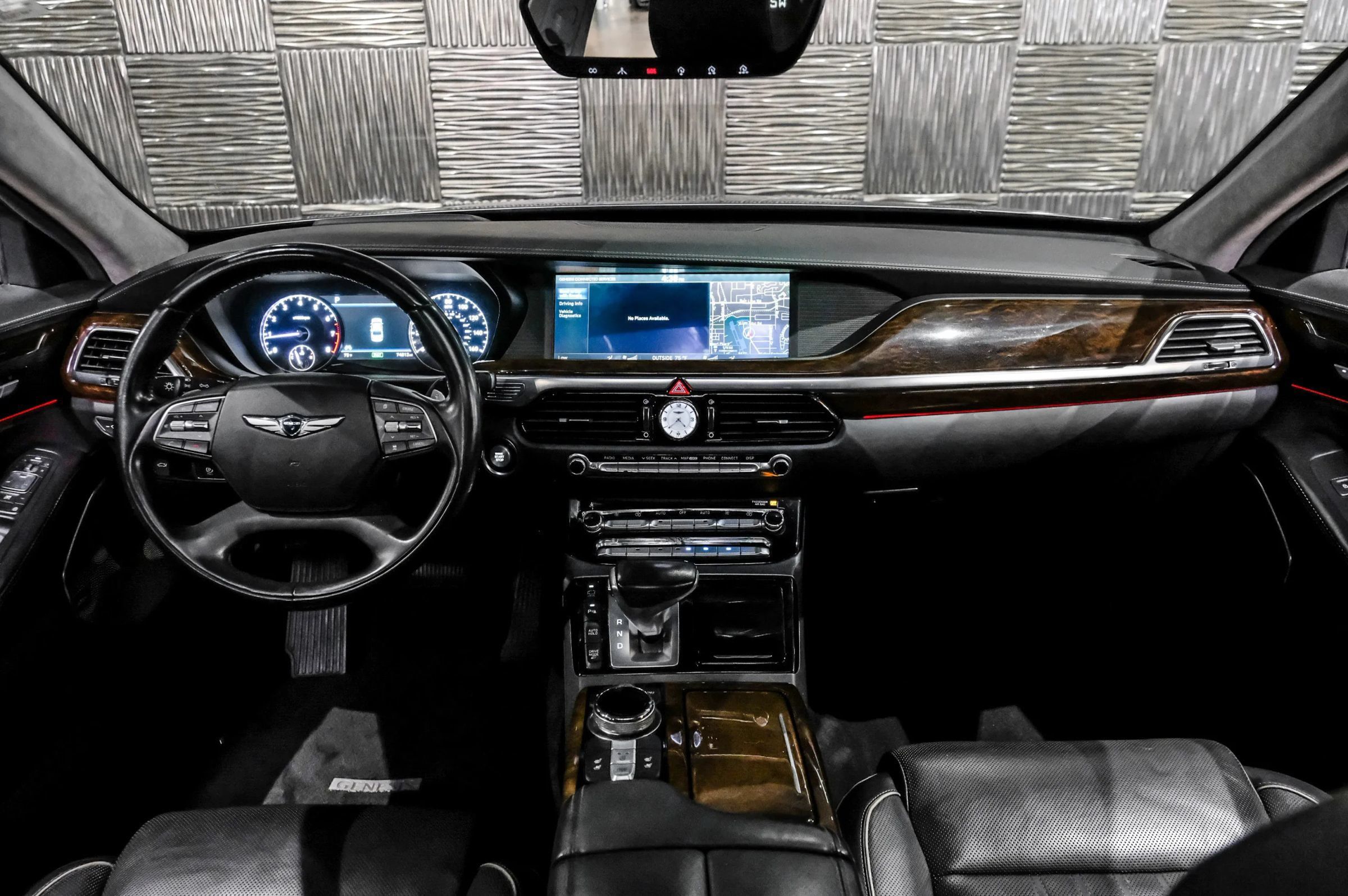 Used 2018 Genesis G90 3.3T Premium AWD/4WD image 14