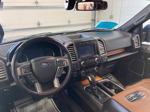 Used 2017 Ford F150 Limited w/ Trailer Tow Package image 23