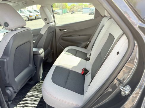 Used 2020 Chevrolet Bolt LT image 18