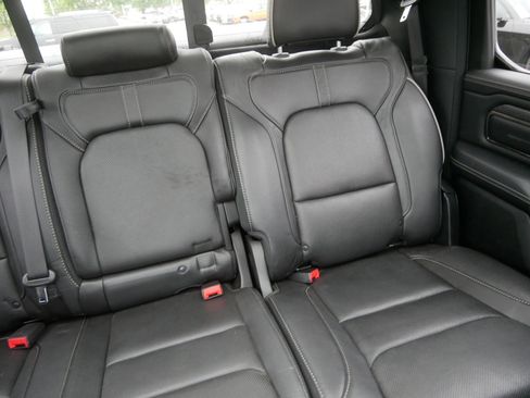 Used 2019 RAM 1500 Limited w/ Advanced Safety Group AWD/4WD image 14