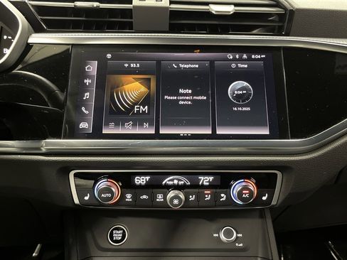 Used 2024 Audi Q3 2.0T Premium Plus w/ Premium Plus Package image 9