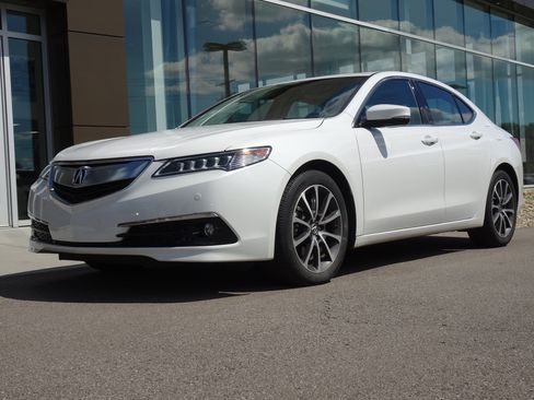 Used 2017 Acura TLX V6 SH-AWD w/ Advance Package image 1