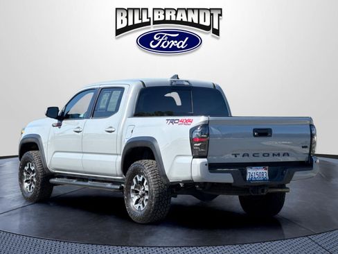 Used 2021 Toyota Tacoma TRD Off-Road w/ TRD Premium Off Road Package AWD/4WD image 5