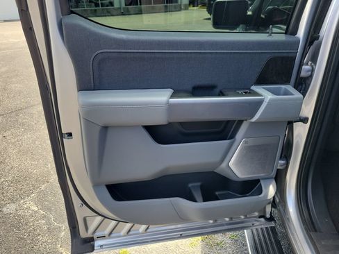 Used 2021 Ford F150 Lariat w/ Equipment Group 502A High AWD/4WD image 14