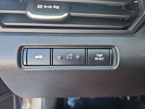 Used 2022 Nissan Altima 2.5 SR image 16