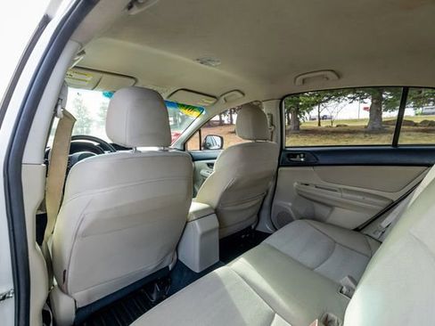 Used 2014 Subaru Crosstrek 2.0i Premium w/ Popular Package #2 image 16