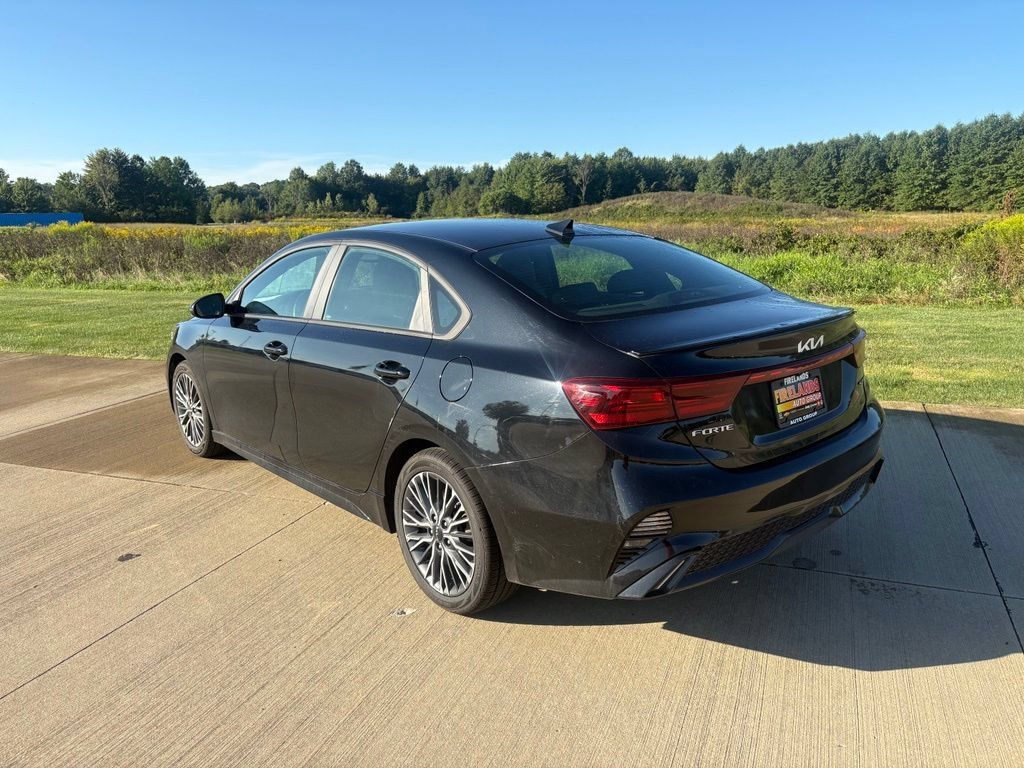 Used 2024 Kia Forte GT-Line FWD image 4