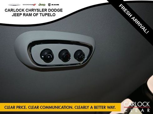 Used 2020 Dodge Durango SXT w/ 3rd Row Seating Group image 30