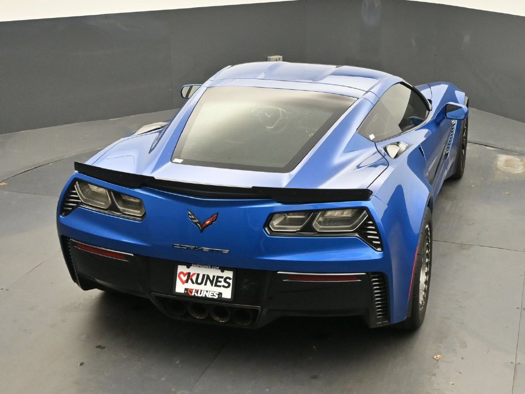 Used 2016 Chevrolet Corvette Z06 w/ 2LZ Preferred Equipment Group RWD image 12