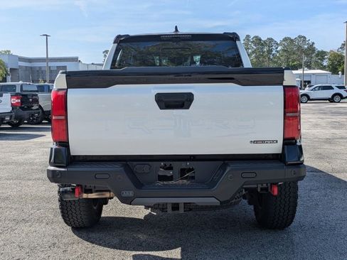 Used 2025 Toyota Tacoma TRD Pro image 10