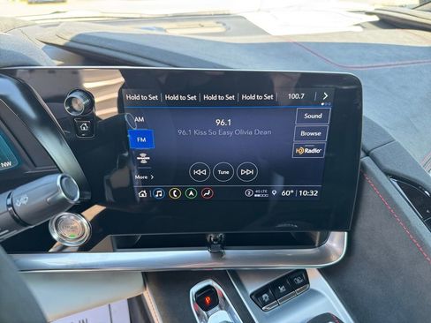 Used 2023 Chevrolet Corvette Stingray Premium Cpe w/ Z51 Performance Package image 17