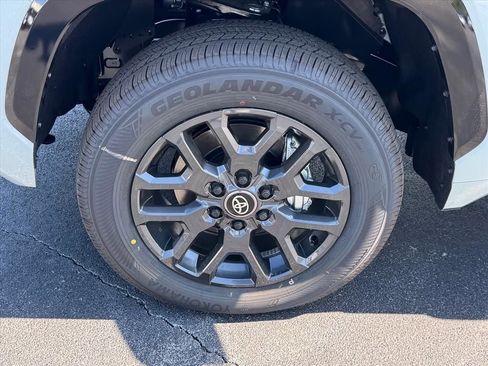 New 2026 Toyota Tundra Platinum AWD/4WD image 15