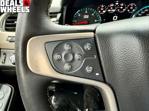 Used 2017 GMC Yukon XL Denali w/ Open Road Package AWD/4WD image 28